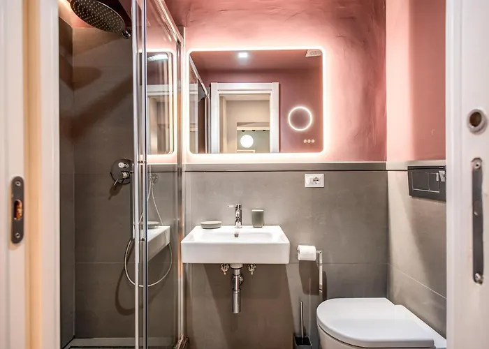 Appartement Trevi Fountain Superior 3 Bdr *