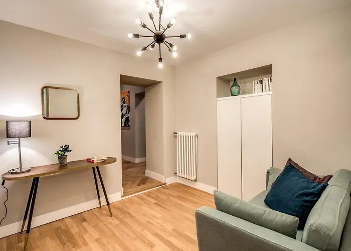 Trevi Fountain Superior 3 Bdr Appartement Rome