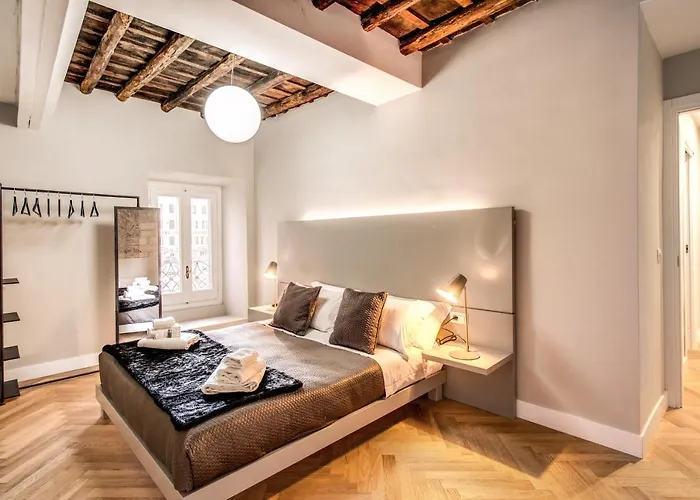 Trevi Fountain Superior 3 Bdr Appartement